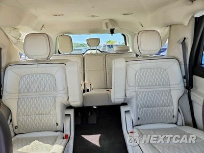 Zdjęcie 10 z 13 samochodu: 2024 LINCOLN NAVIGATOR BLACK LABEL VIN:5LMJJ2TG4REL05449 - miniatura