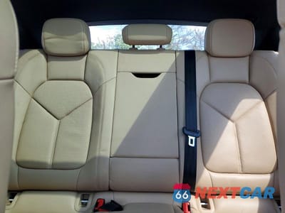 Zdjęcie 10 z 13 samochodu: 2019 PORSCHE MACAN S VIN:WP1AB2A57KLB32550 - miniatura