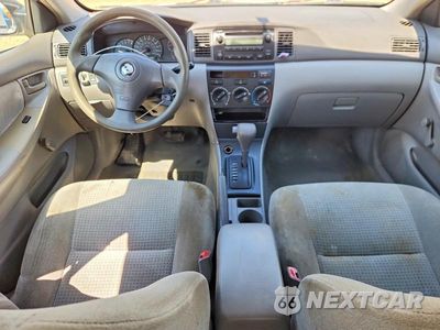 Zdjęcie 8 z 13 samochodu: 2005 TOYOTA COROLLA CE VIN:1NXBR32EX5Z549628 - miniatura