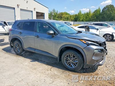 Czwarte zdjęcie samochodu z boku: 2021 NISSAN ROGUE S VIN:5N1AT3AA0MC730172 - miniatura
