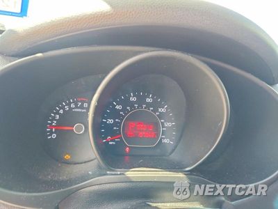 Zdjęcie 9 z 12 samochodu: 2014 KIA SOUL BASE VIN:KNDJN2A24E7722099 - miniatura