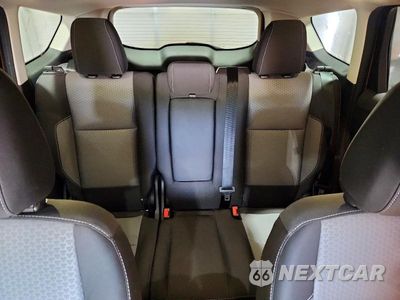 Zdjęcie 10 z 13 samochodu: 2017 FORD ESCAPE SE VIN:1FMCU9G99HUB04688 - miniatura