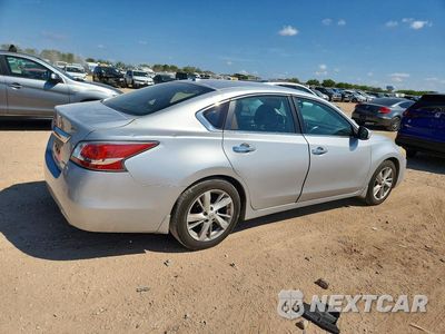 Trzecie zdjęcie samochodu z tyłu: 2014 NISSAN ALTIMA 2.5 SV VIN:1N4AL3AP8EC323927 - miniatura