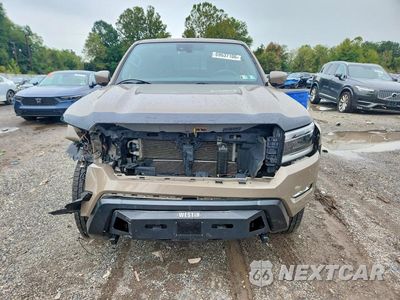Piąte zdjęcie samochodu w środku: 2022 NISSAN FRONTIER PRO-4X VIN:1N6ED1EK7NN648615 - miniatura