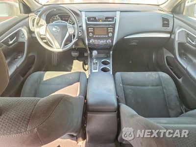 Zdjęcie 8 z 13 samochodu: 2015 NISSAN ALTIMA 2.5 S VIN:1N4AL3AP2FC414306 - miniatura