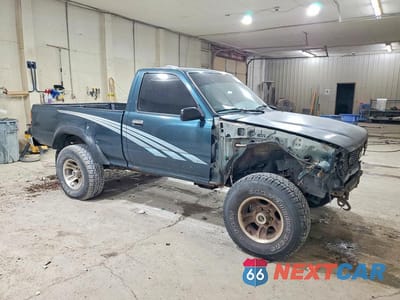 Czwarte zdjęcie samochodu z boku: 1994 TOYOTA PICKUP DX V6 VIN:4TAVN01D7RZ210723 - miniatura
