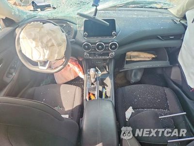 Zdjęcie 8 z 12 samochodu: 2025 NISSAN SENTRA SV VIN:3N1AB8CV8SY407578 - miniatura