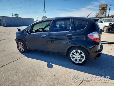 Drugie zdjęcie samochodu z przodu: 2010 HONDA FIT SPORT VIN:JHMGE8H4XAC028201 - miniatura