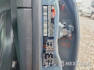 Zdjęcie 12 z 12 samochodu: 2018 JEEP RENEGADE LIMITED VIN:ZACCJADB6JPJ11513 - miniatura