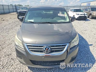 Piąte zdjęcie samochodu w środku: 2010 VOLKSWAGEN ROUTAN S VIN:2V4RW4D13AR354138 - miniatura