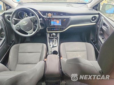 Zdjęcie 8 z 12 samochodu: 2017 TOYOTA COROLLA IM BASE VIN:JTNKARJEXHJ548366 - miniatura