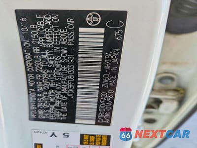 Zdjęcie 13 z 13 samochodu: 2017 TOYOTA PRIUS TWO VIN:JTDKBRFU8H3031931 - miniatura