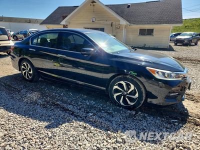 Czwarte zdjęcie samochodu z boku: 2017 HONDA ACCORD EXL VIN:1HGCR3F06HA017727 - miniatura