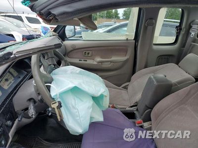 Zdjęcie 7 z 11 samochodu: 2001 TOYOTA TACOMA V6 VIN:5TEWN72N41Z761192 - miniatura