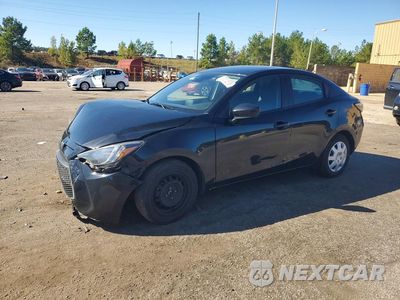 2019 TOYOTA YARIS L 3MYDLBYV1KY526717 - główne zdjęcie licytacji z USA - miniatura