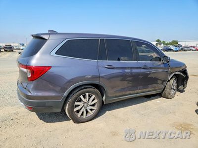 Trzecie zdjęcie samochodu z tyłu: 2019 HONDA PILOT EX VIN:5FNYF5H3XKB034495 - miniatura