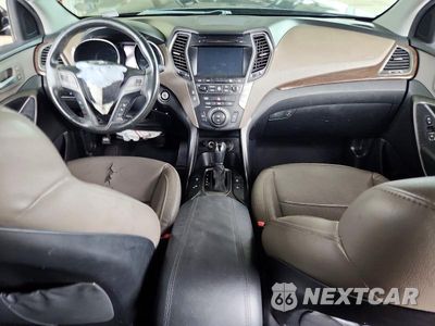 Zdjęcie 8 z 13 samochodu: 2017 HYUNDAI SANTA FE SPORT 2.0T ULTIMATE VIN:5XYZW4LA9HG461396 - miniatura