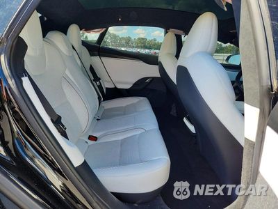 Zdjęcie 10 z 12 samochodu: 2022 TESLA MODEL S VIN:5YJSA1E66NF468171 - miniatura