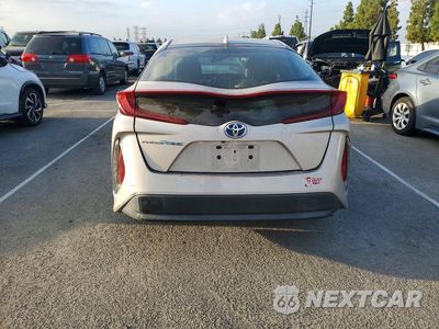 Zdjęcie 6 z 12 samochodu: 2017 TOYOTA PRIUS PRIME PREMIUM VIN:JTDKARFP4H3065507 - miniatura
