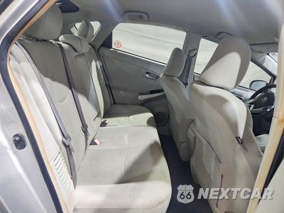 Zdjęcie 10 z 12 samochodu: 2012 TOYOTA PRIUS TWO VIN:JTDKN3DU6C5484594 - miniatura