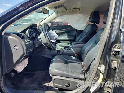 Zdjęcie 7 z 12 samochodu: 2015 CHRYSLER 300 LIMITED VIN:2C3CCARG6FH760811 - miniatura