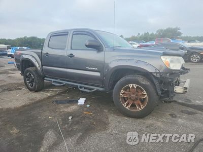Czwarte zdjęcie samochodu z boku: 2015 TOYOTA TACOMA DOUBLE CAB PRERUNNER VIN:3TMJU4GN6FM178874 - miniatura