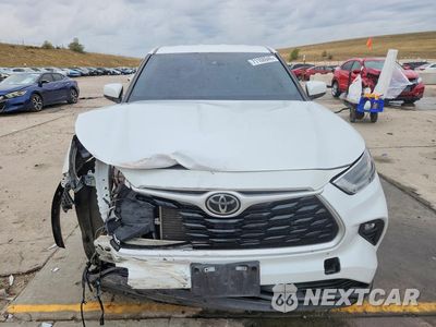 Piąte zdjęcie samochodu w środku: 2023 TOYOTA HIGHLANDER LE VIN:5TDKDRBH8PS505960 - miniatura