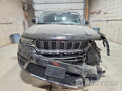 Piąte zdjęcie samochodu w środku: 2025 JEEP GRAND CHEROKEE LAREDO VIN:1C4RJHAGXS8806964 - miniatura