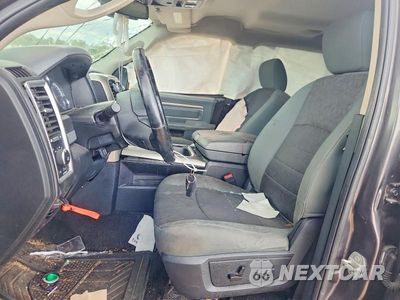Zdjęcie 7 z 12 samochodu: 2016 RAM 1500 SLT VIN:1C6RR7LT8GS337114 - miniatura