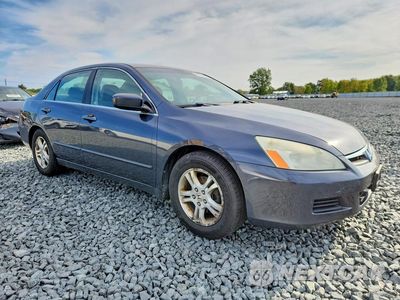 Czwarte zdjęcie samochodu z boku: 2007 HONDA ACCORD SE VIN:1HGCM56357A196006 - miniatura