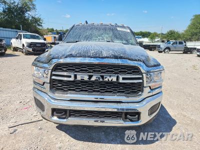 Piąte zdjęcie samochodu w środku: 2023 RAM 3500 TRADESMAN VIN:3C63R3CL8PG507591 - miniatura