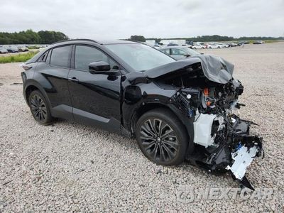 Czwarte zdjęcie samochodu z boku: 2026 TOYOTA C-HR XSE VIN:JTMAAAAD7TJ026229 - miniatura