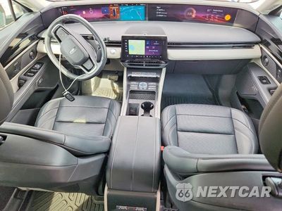 Zdjęcie 8 z 13 samochodu: 2025 LINCOLN NAUTILUS PREMIERE VIN:5LMPJ8JA4SJ940955 - miniatura