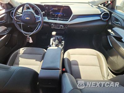 Zdjęcie 8 z 12 samochodu: 2025 CHEVROLET TRAX 1LT VIN:KL77LHEP3SC056040 - miniatura