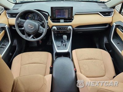 Zdjęcie 8 z 14 samochodu: 2022 TOYOTA RAV4 XLE VIN:JTMRWRFV3ND146583 - miniatura