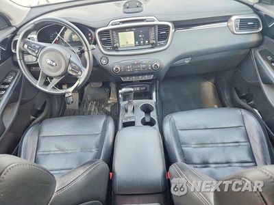 Zdjęcie 8 z 13 samochodu: 2017 KIA SORENTO SX V6 VIN:5XYPKDA56HG311903 - miniatura