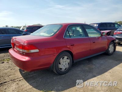 Trzecie zdjęcie samochodu z tyłu: 2002 HONDA ACCORD LX VIN:1HGCG16452A008375 - miniatura
