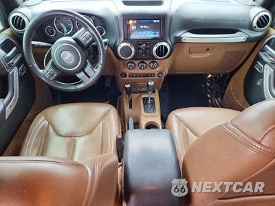 Zdjęcie 8 z 13 samochodu: 2017 JEEP WRANGLER UNLIMITED SAHARA VIN:1C4BJWEG6HL627536 - miniatura