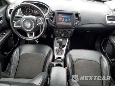 Zdjęcie 8 z 13 samochodu: 2019 JEEP COMPASS LATITUDE VIN:3C4NJDBB1KT599490 - miniatura