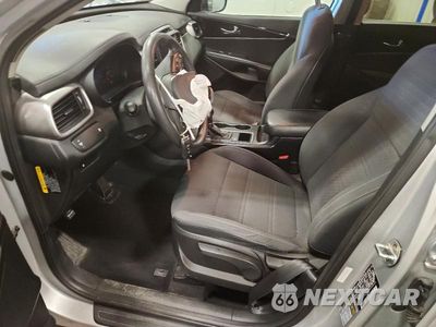 Zdjęcie 7 z 13 samochodu: 2018 KIA SORENTO LX VIN:5XYPG4A3XJG369034 - miniatura