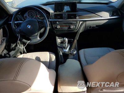 Zdjęcie 8 z 12 samochodu: 2015 BMW 320 I VIN:WBA3B1G52FNT04552 - miniatura
