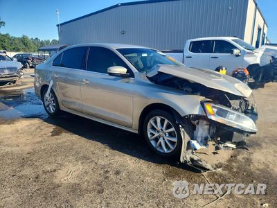 Czwarte zdjęcie samochodu z boku: 2013 VOLKSWAGEN JETTA SE VIN:3VWDX7AJ3DM318725 - miniatura