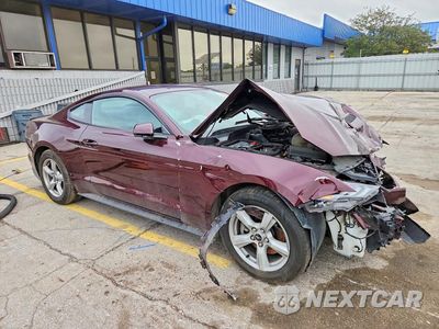 Czwarte zdjęcie samochodu z boku: 2018 FORD MUSTANG VIN:1FA6P8TH3J5179957 - miniatura