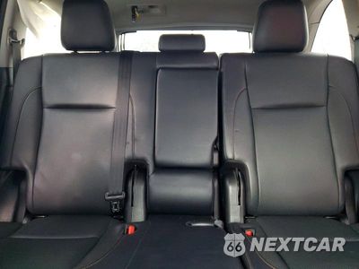 Zdjęcie 10 z 13 samochodu: 2019 TOYOTA HIGHLANDER LIMITED VIN:5TDDZRFH3KS953326 - miniatura