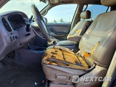 Zdjęcie 7 z 13 samochodu: 2004 TOYOTA SEQUOIA SR5 VIN:5TDZT34A24S229351 - miniatura