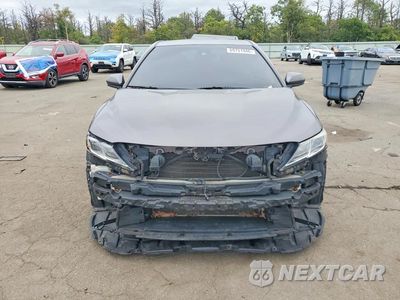 Piąte zdjęcie samochodu w środku: 2020 TOYOTA CAMRY LE VIN:4T1C11AK5LU340995 - miniatura