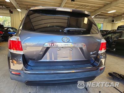 Zdjęcie 6 z 14 samochodu: 2013 TOYOTA HIGHLANDER LIMITED VIN:5TDDK3EH2DS222067 - miniatura