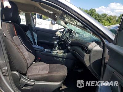 Zdjęcie 7 z 12 samochodu: 2025 NISSAN SENTRA SR VIN:3N1AB8DV2SY310648 - miniatura