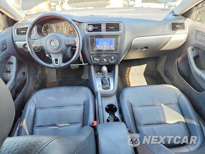 Zdjęcie 8 z 12 samochodu: 2013 VOLKSWAGEN JETTA SE VIN:3VWDP7AJ5DM380322 - miniatura