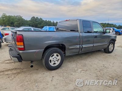 Trzecie zdjęcie samochodu z tyłu: 2002 CHEVROLET SILVERADO C1500 VIN:2GCEC19T021227728 - miniatura